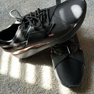 Women’s Puma sneakers